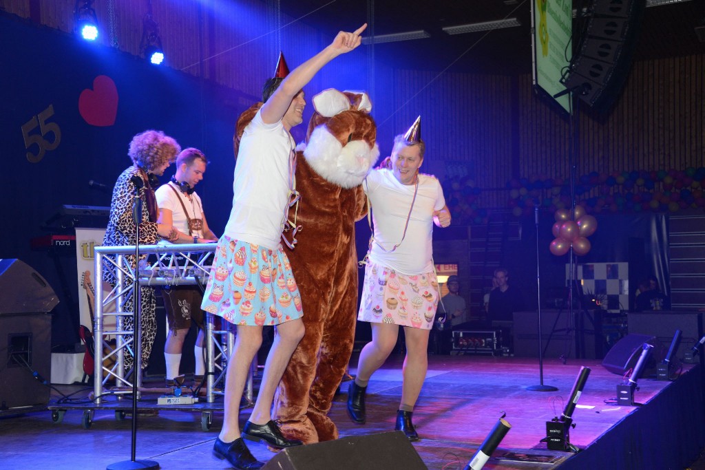 ../Images/Jubileum feest 5x11 324.jpg